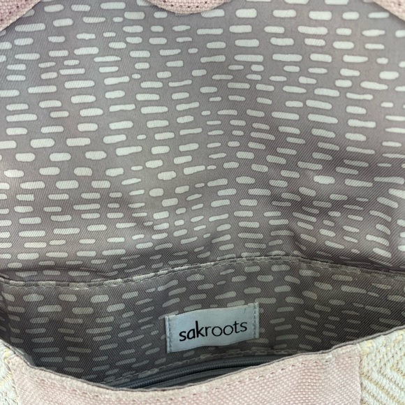 Sakroots | Petal Pink Flower Blossom Artist Circle Fold-Over Crossbody Bag - Picture 7 of 9